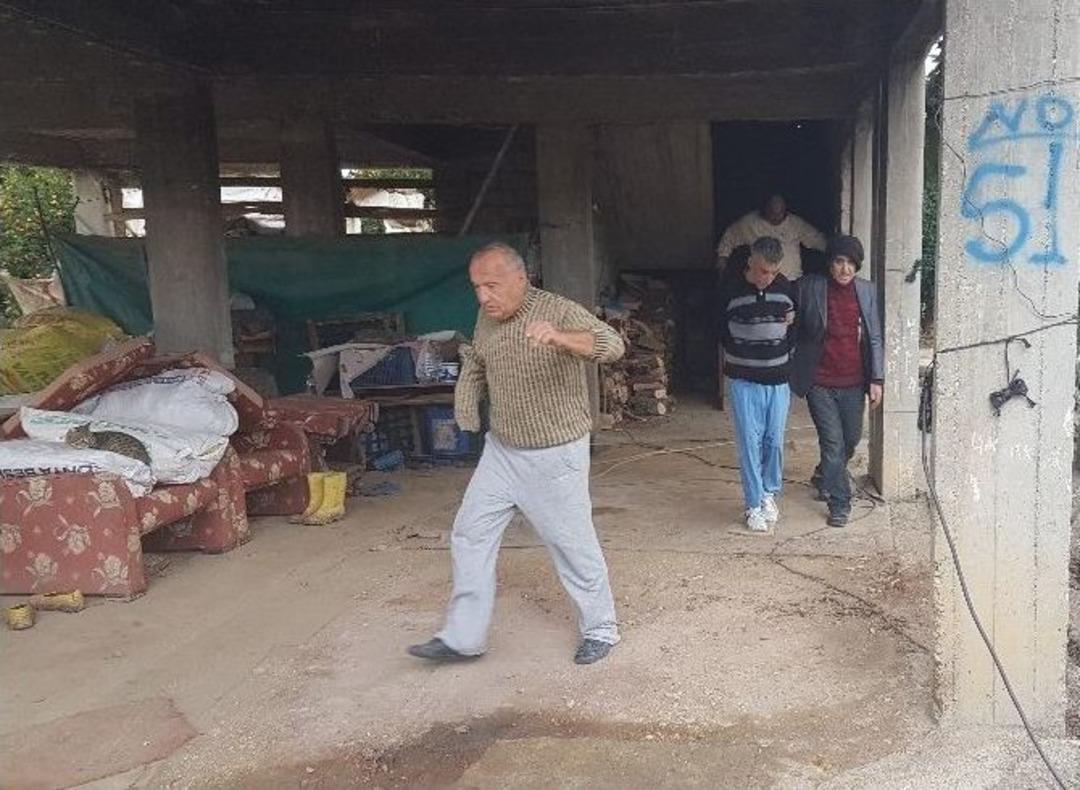 Şizofren Y&uuml;ksel Kardeşler Bakımevine Yerleştirildi