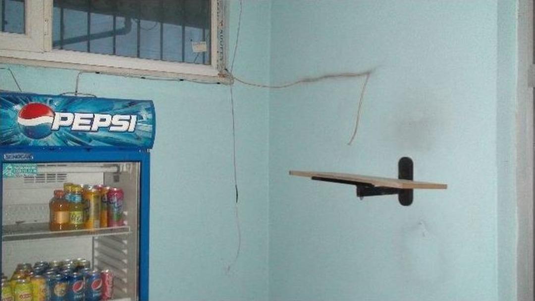 (&ouml;zel Haber) Hırsızların &Ccedil;iğ K&ouml;fte Partili Soygunu Kamerada