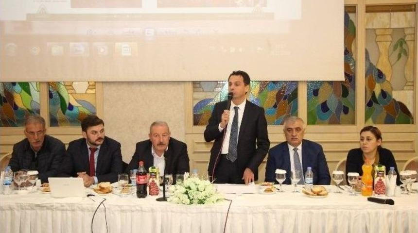 Ma&ccedil;ka Belediye Başkanı Ko&ccedil;han Muhtarlarla Bir Araya Geldi