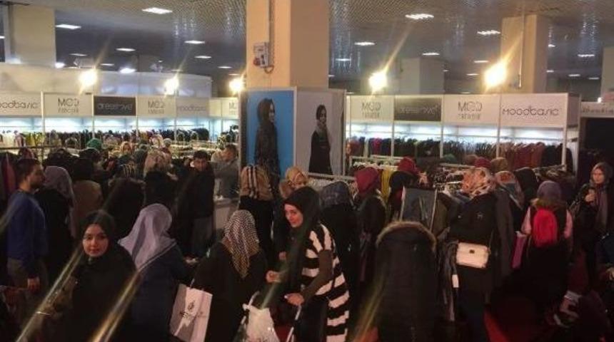 Dresslove, 2017 Modelleriyle Zeruj Fuarı'nda Olacak