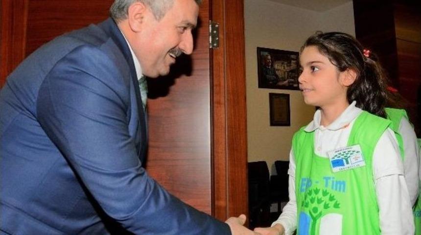 Başkan Baran, &Ouml;ğrencilerle Bir Araya Geldi