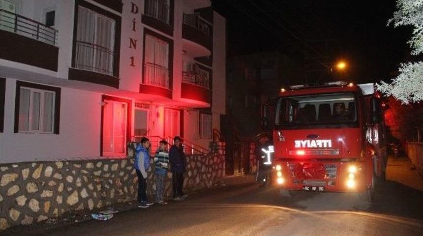 Adıyaman&rsquo;da İkamet Yangını