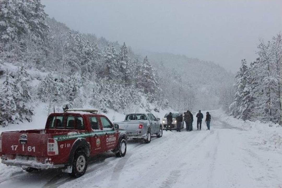 Edremit&rsquo;te Kar Ulaşımı Olumsuz Etkiliyor