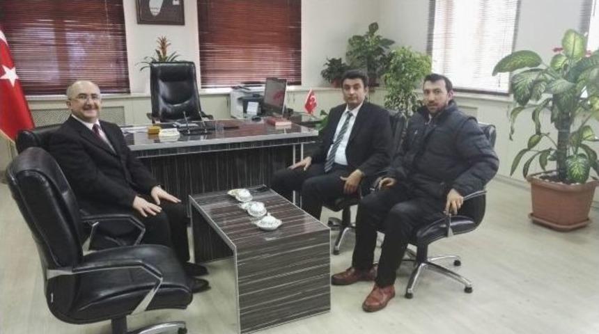 Kaymakam Kara&rsquo;dan İl&ccedil;e Milli Eğitim M&uuml;d&uuml;rl&uuml;ğ&uuml;&rsquo;ne Ziyaret