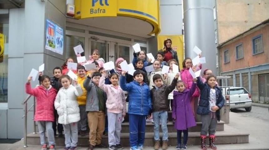 Minik Öğrencilerden Yılbaşı Tebrik Kartı