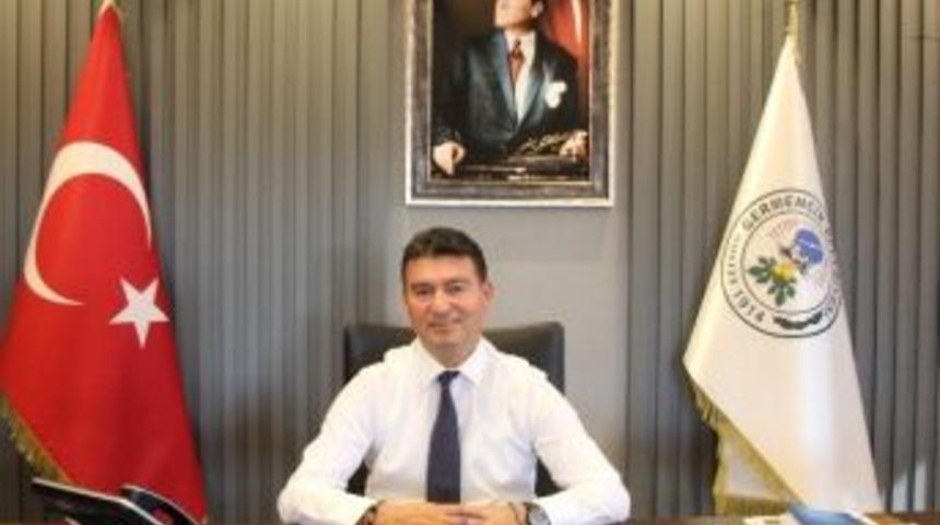 Başkan Akın Yeni Kutladı