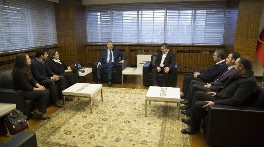 "yedi D&uuml;vele Boyun Eğmeyiz"