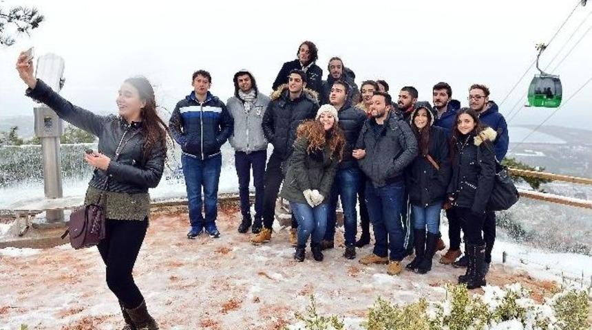 İzmirliler Karın Keyfini B&ouml;yle &Ccedil;ıkardı