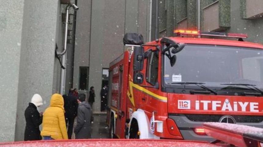 Hastanede Korkutan Yangın