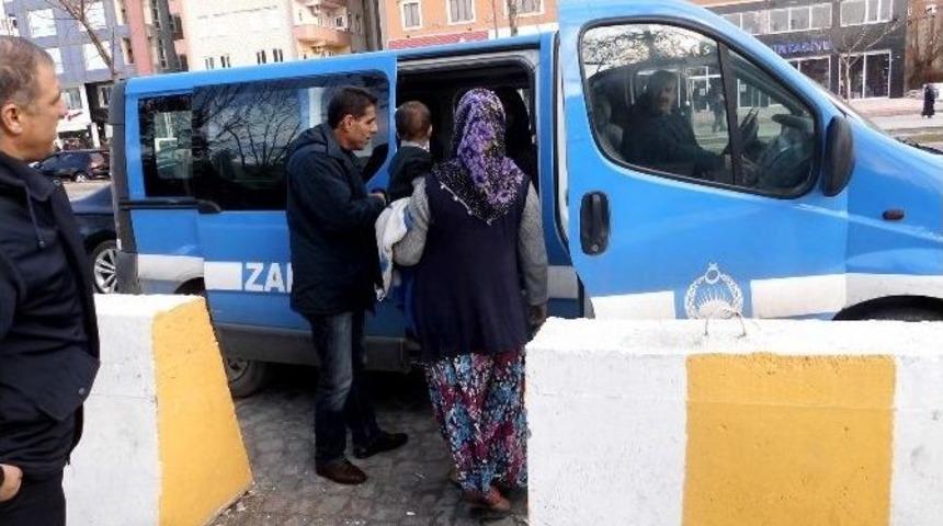 Zabıta Ekiplerinden Dilencilere M&uuml;dahale