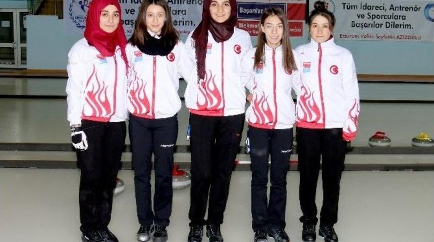 Curling Milli Takımı Tarihe Ge&ccedil;mek İstiyor