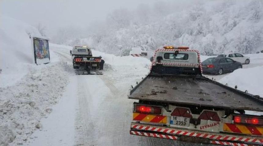 Uludağ'da Kar Kalınlığı 2 Metre 20 Santime Ulaştı (2)