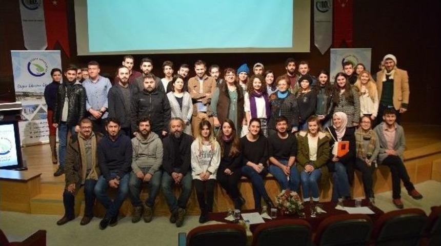 Sanatta G&uuml;nl&uuml;k Hayatta Kullanılan Nesneler Daha Etkili Oluyor