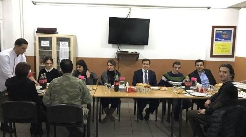 Tutak&rsquo;ta Emekliye Ayrılacak Koruculara Veda Yemeği