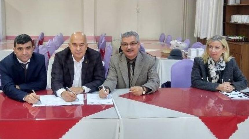 Karacabey&rsquo;de Okul-sanayi İş Birliği