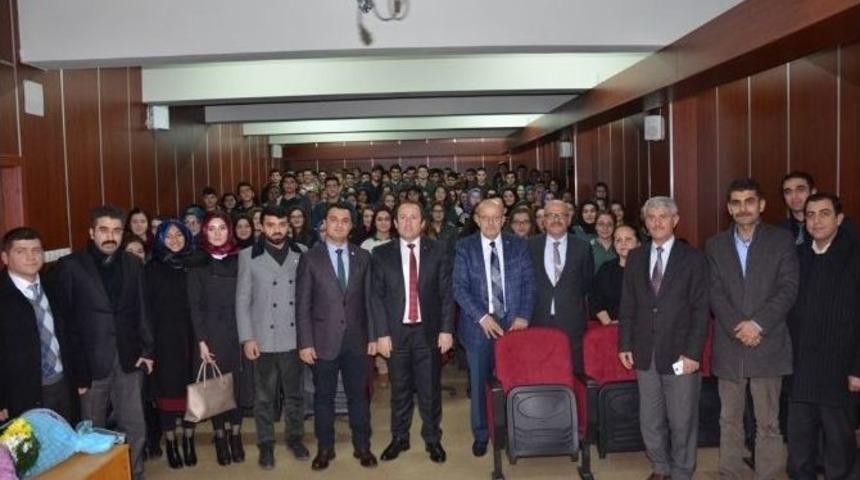 Şehri Y&ouml;netenler Gen&ccedil;ler İle Buluştu