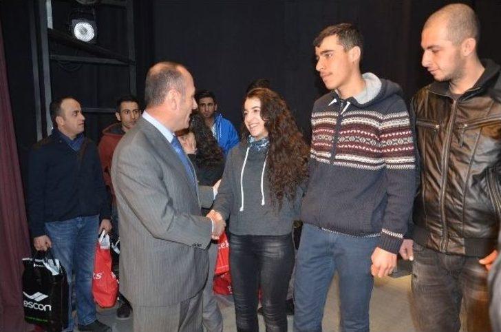 Yüksekovalı Öğrenciler Ödüllendirildi G2