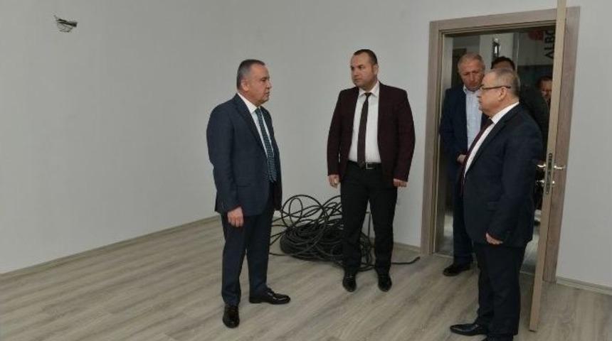 Başkan B&ouml;cek: &ldquo;muhtar Evleri 10 G&uuml;ne Hazır&rdquo;