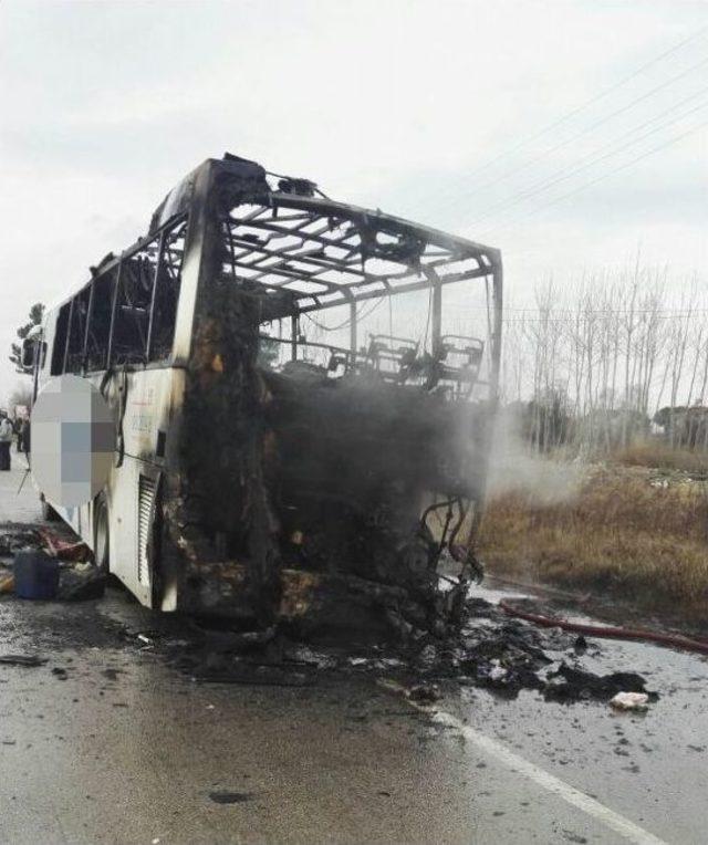 Samsun’da Yolcu Otobüsü Alev Alev Yandı