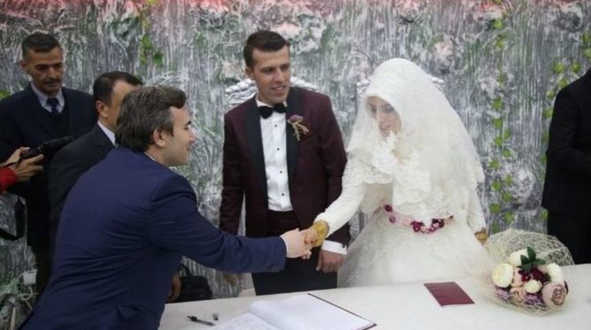 Siirt&rsquo;te 2016 Yılında Bin 172 Resmi Nikah Kıyıldı