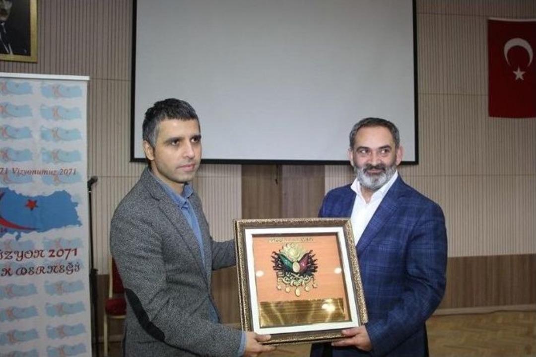 Dursun Ali Erzincanlı Halep&rsquo;e Yardım Gecesi&rsquo;nde Sahne Aldı