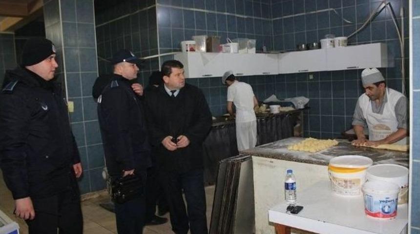 Devrek&rsquo;te Zabıtadan Hijyen Operasyonu