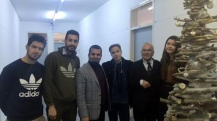 Prof. Dr. &Ouml;zt&uuml;rk: &ldquo;ağa&ccedil;lara Kıymadan Da, Yeni Yıl S&uuml;slenebilir&rdquo;