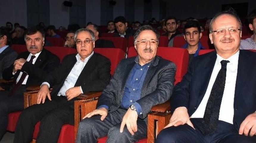 Cumhurbaşkanı Başdanışmanından Yeni Anayasa Ve Başkanlık A&ccedil;ıklaması