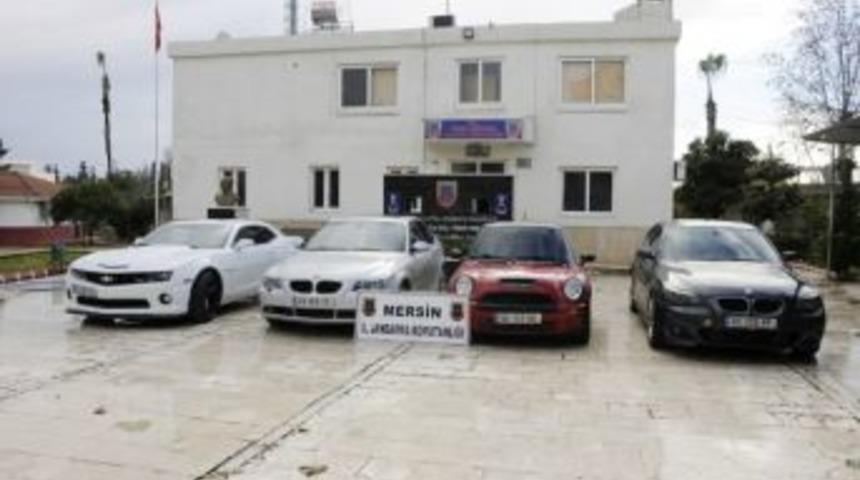 Sahte Belgelerle T&uuml;rkiye&rsquo;ye Getirilen 4 Otomobil Ele Ge&ccedil;irildi