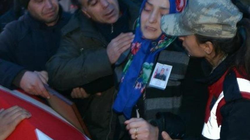 Fırat Kalkanı Şehidi Uzman Onbaşı Ayhan G&uuml;zel, Elbistan'da Son Yolculuğuna Uğurlandı