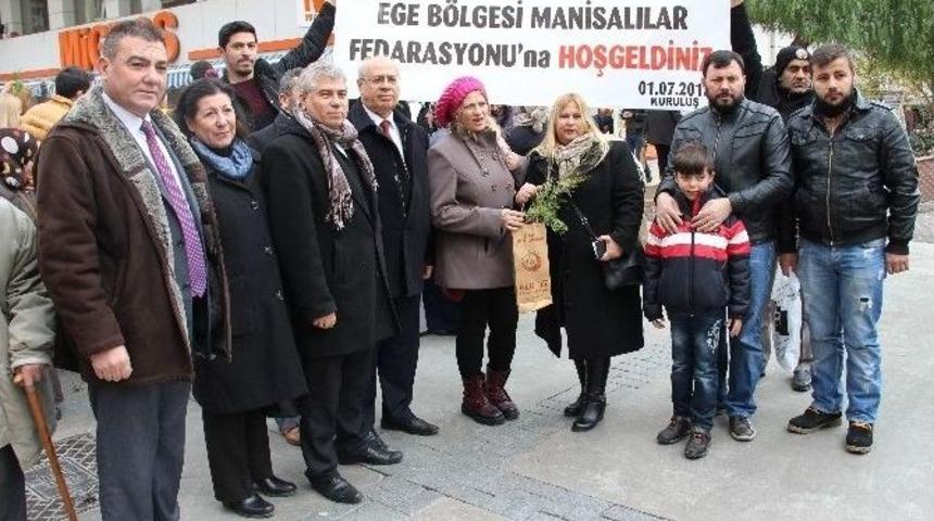 Ege B&ouml;lgesi Manisalılar Federasyonu Fidan Dağıttı