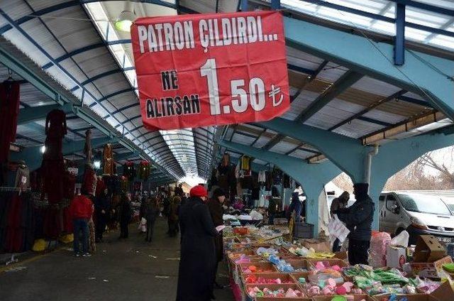 Pazar Esnafının Hayalleri Yarım Kaldı