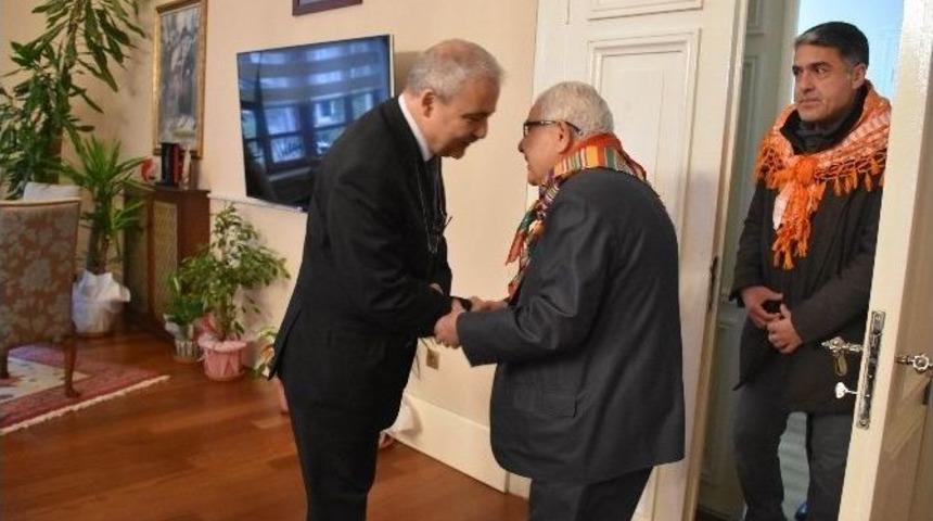 Vali Güvençer Manisalı Yörükleri Ağırladı