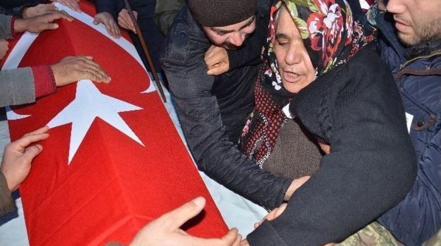 Şehit Uzman Onbaşı G&uuml;zel, Toprağa Verildi