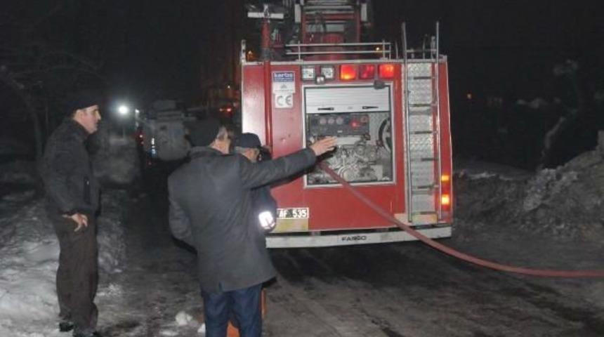 Hakkari'de Ev Yangını