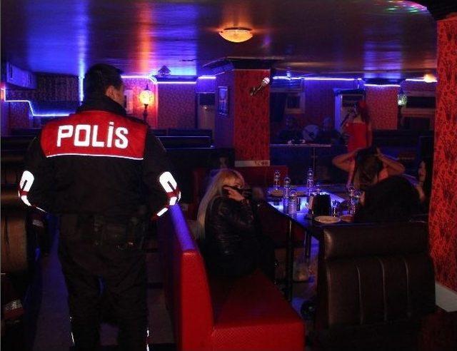 Adana’da Yılbaşı Öncesi, 300 Polisle Asayiş Uygulaması