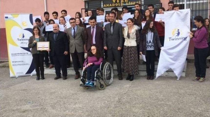 &rsquo;neighbour Hey!&rsquo; Projesi