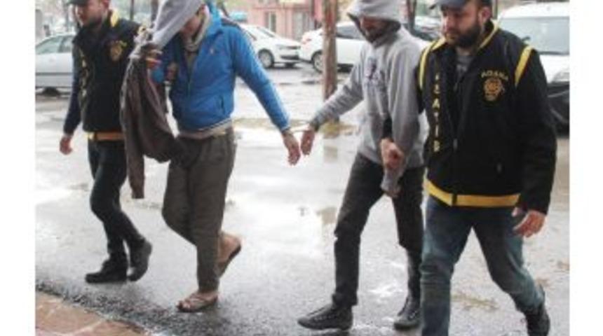 Hırsızdan S&uuml;r&uuml;c&uuml;lere "anahtarı Arabada Unutmayın" Uyarısı