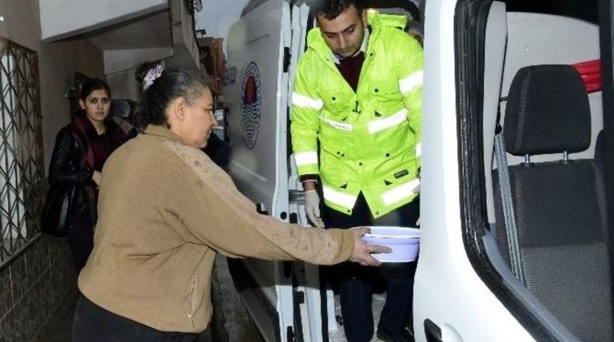 B&uuml;y&uuml;kşehir&rsquo;den Sel Mağduru Ailelere Yemek