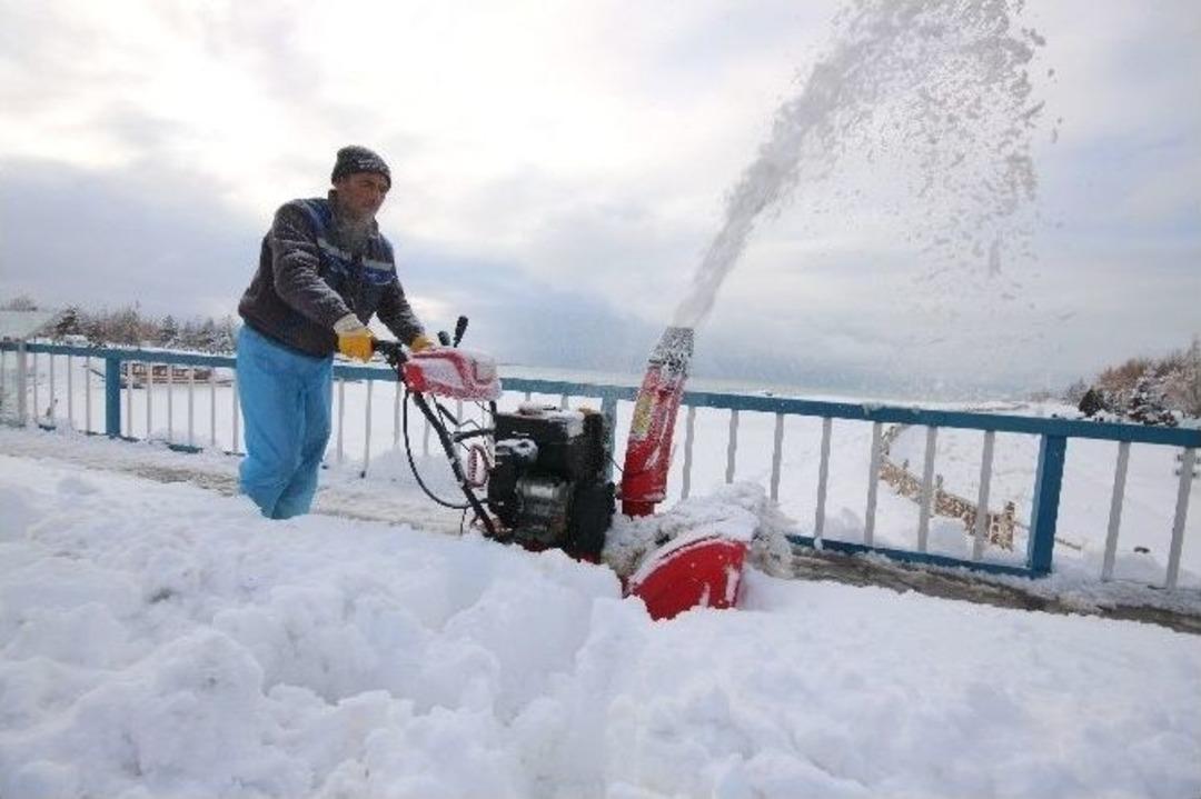 Beyşehir&rsquo;de Son 10 Yılın Rekor Kar Yağışı