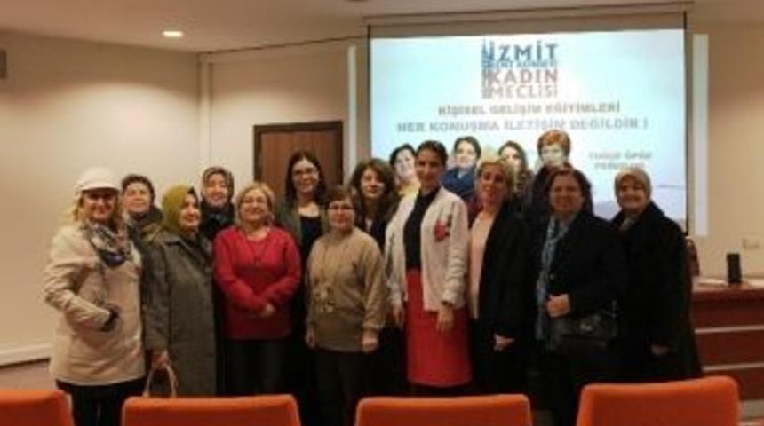 İzmit Kadınlarına İletişim Semineri
