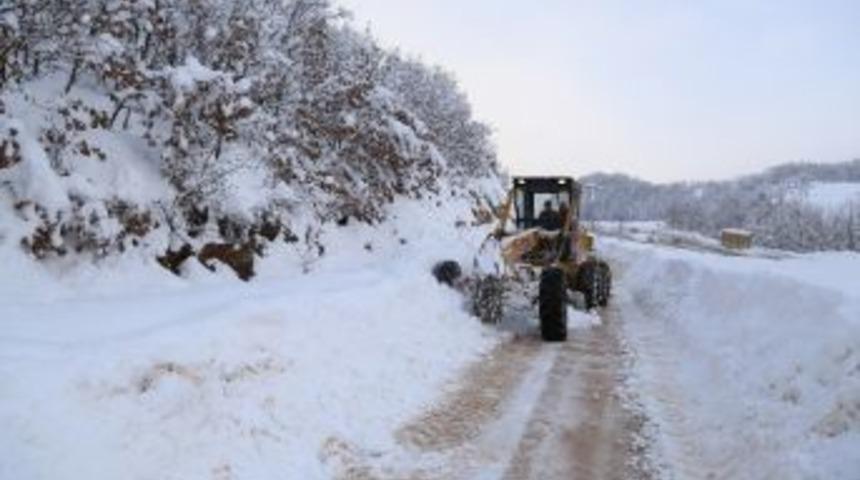 Büyükşehir 17 İlçede 152 Mahalle Yolunu Açtı
