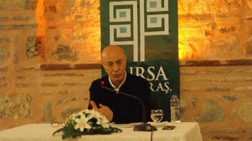 Meng&uuml;şoğlu İslam&rsquo;da Benlik Bilincini Anlattı