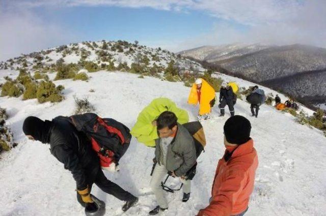 Karla Kaplı Ganos Dağı'nda Yamaç Paraşütü