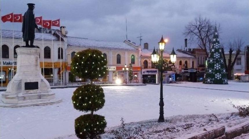Selimiye Camii Beyaz Gelinliği Giydi
