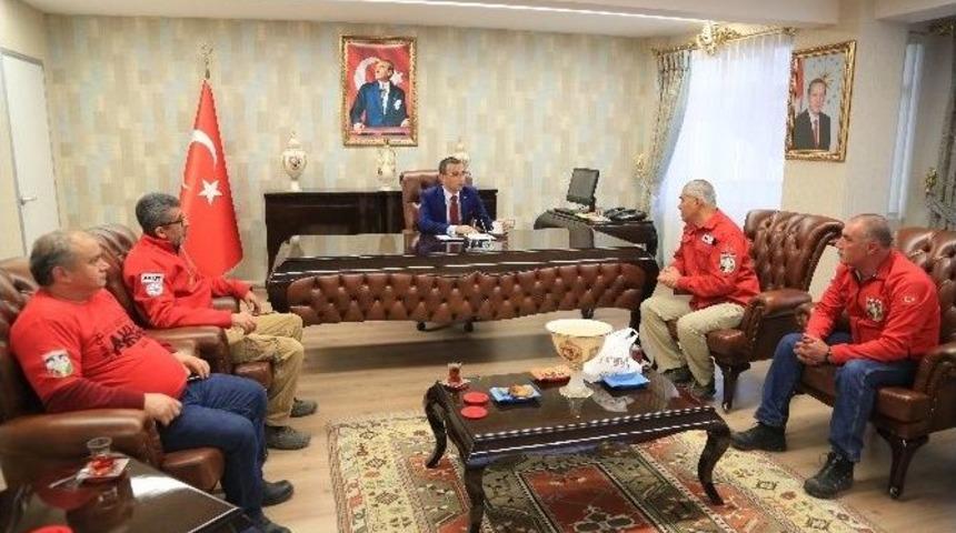 Akut Milas Kaymakam’ı Arslan’ı Ziyaret Etti