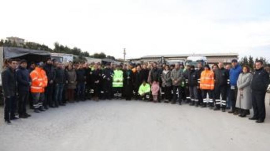 Başkan Uyar Emek&ccedil;ilerin Yeni Yılını Kutladı