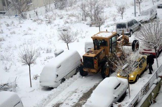 Gelibolu'da Kar Yağışı Etkili Oldu