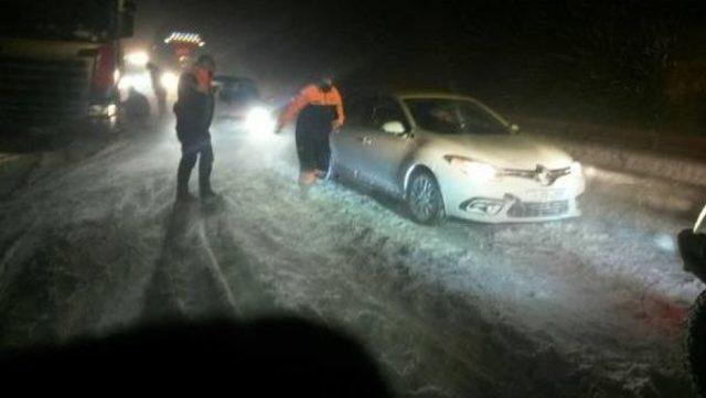 Tekirdağ’Da 77 Köy Yolu Kardan Kapandı