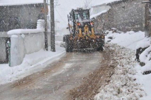 Balıkesir'de 240 Mahalle Yolu Kapalı